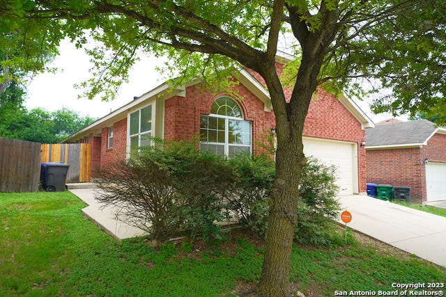 Photo of 6534 ITHACA FLS, San Antonio, TX 78239 (MLS # 2007629)