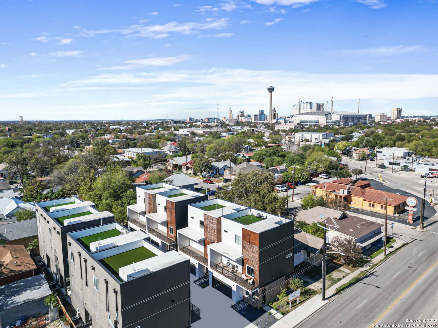 1019 S Hackberry Unit 101