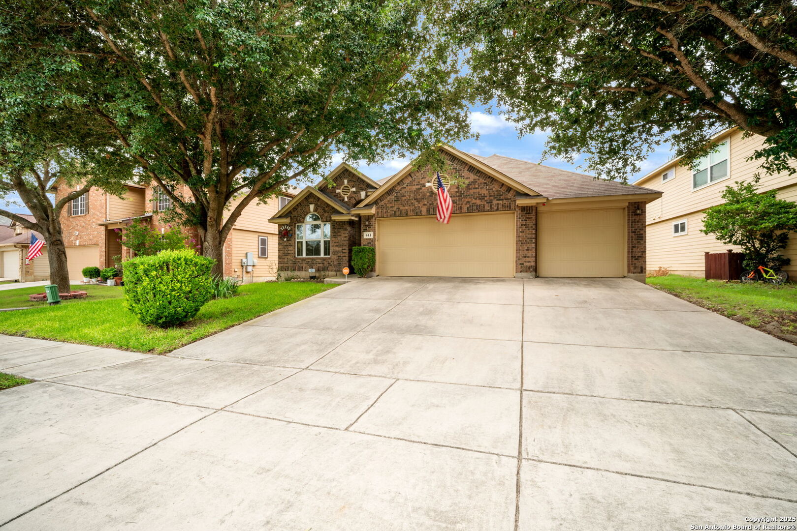 441 Portrush Ln