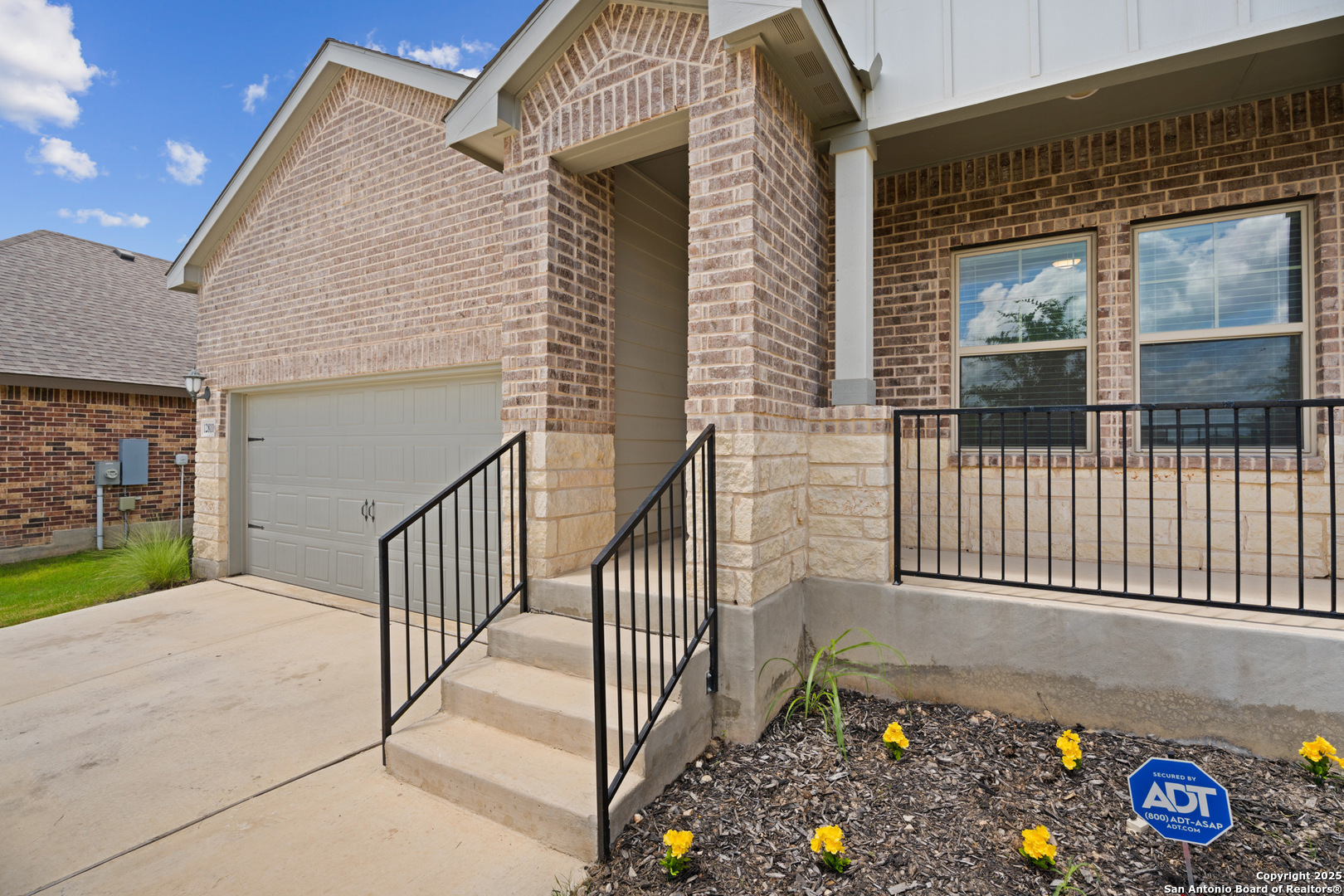 Search 12811 Azan Height