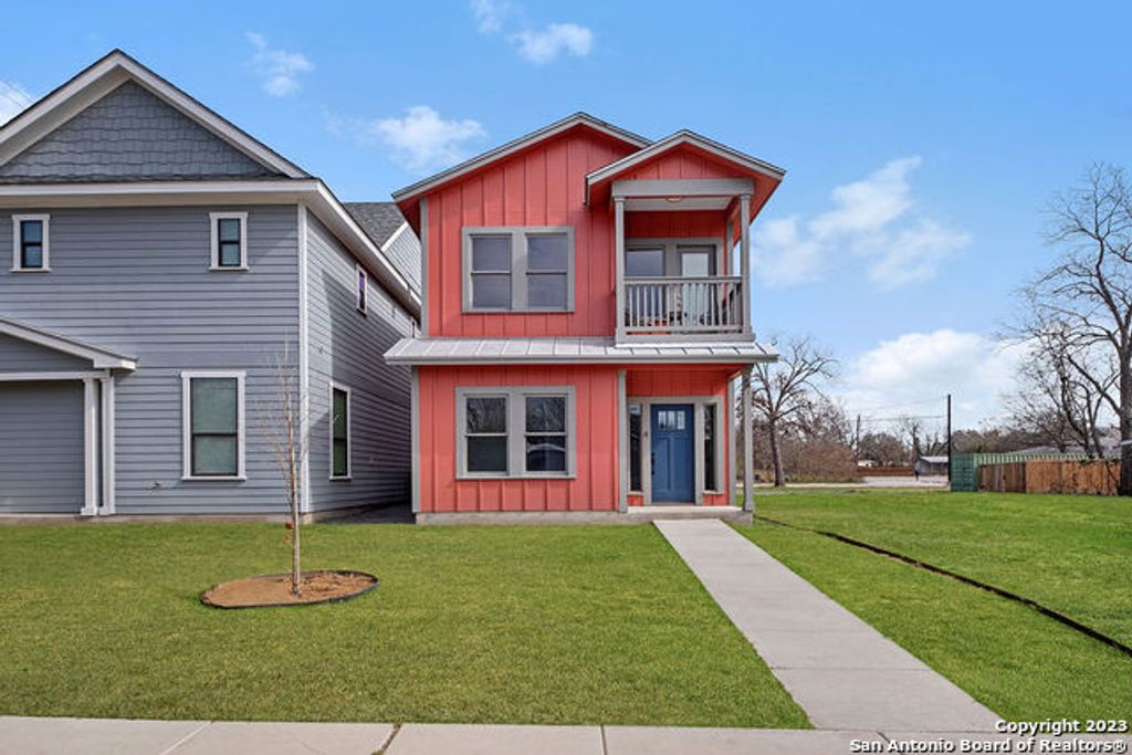 Photo of 1910 E Houston St - BLDG.4, San Antonio, TX 78202 (MLS # 1912836)