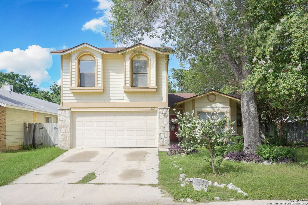 Photo of 11009 ALMOND PARK, San Antonio, TX 78249 (MLS # 1972832)