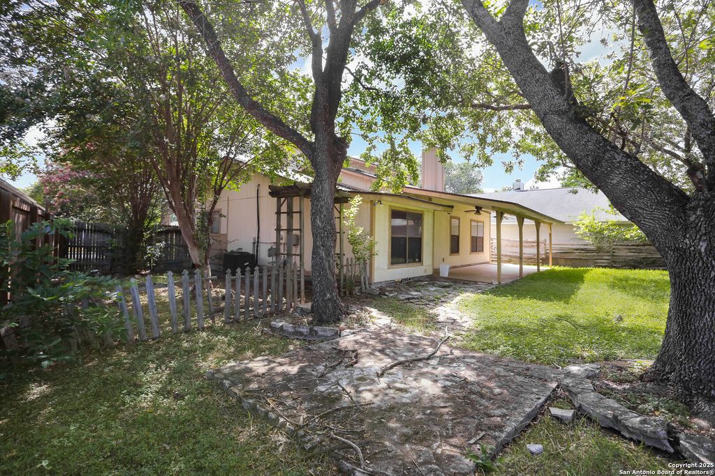 Photo of 11009 ALMOND PARK, San Antonio, TX 78249 (MLS # 1972832)