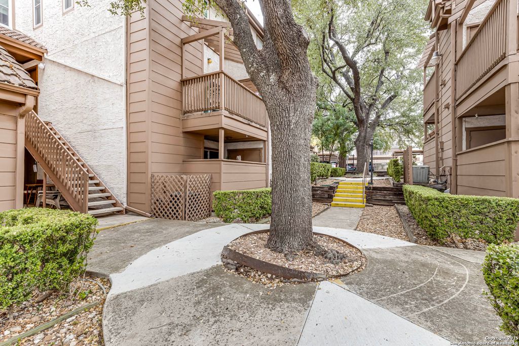 Photo of 4107 Medical 5208 #5208, San Antonio, TX 78229 (MLS # 1952453)