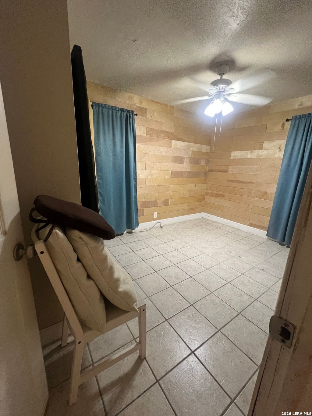 Photo of 214 Felps Blvd, San Antonio, TX 78221 (MLS # 1961741)