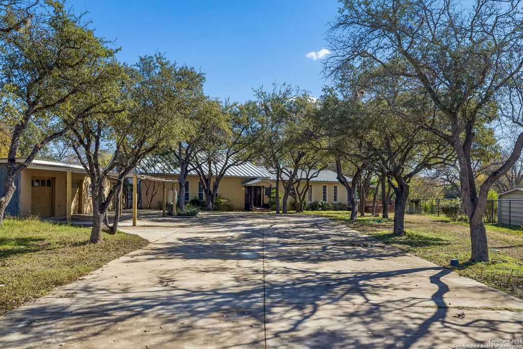 Photo of 5242 Sherri Ann, San Antonio, TX 78233 (MLS # 1929889)