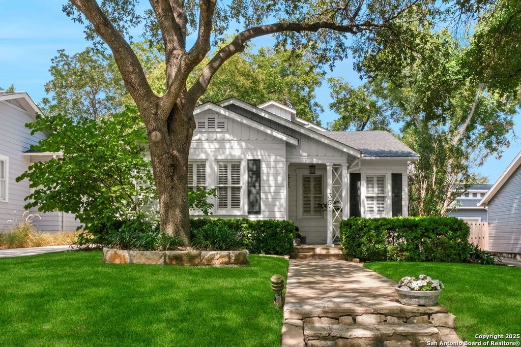 Photo of 351 Rosemary, Alamo Heights, TX 78209 (MLS # 1929844)