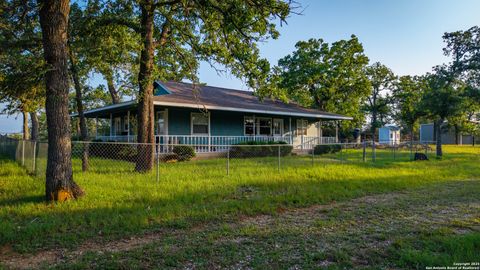 7417 Nockenut Seguin TX 78155