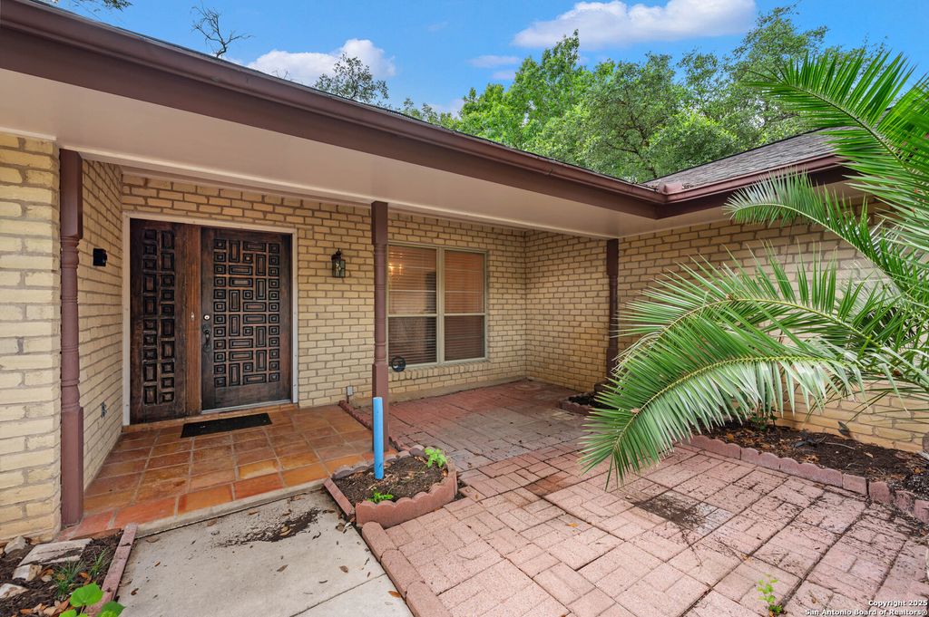 Photo of 5645 Parkcrest, Windcrest, TX 78239 (MLS # 1882834)