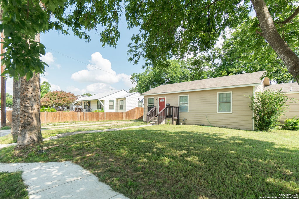 Photo of 217 Elmo Ave, San Antonio, TX 78225 (MLS # 2020309)