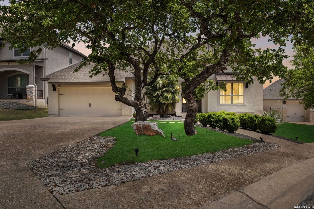 Photo of 231 Shannon Circle, San Antonio, TX 78260 (MLS # 1954644)