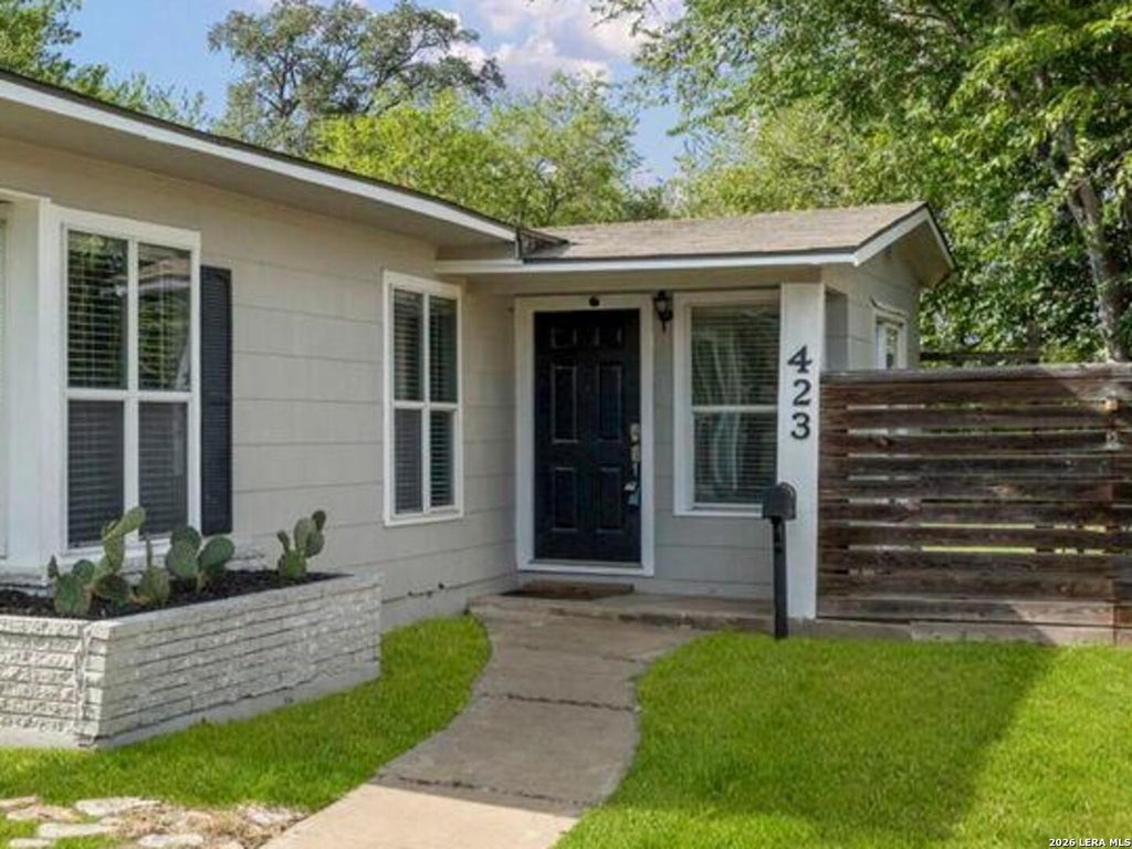 Photo of 423 KAREN LN, San Antonio, TX 78209 (MLS # 2023571)
