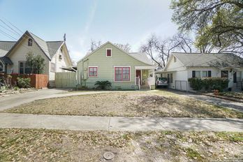 Single Family Residence at 420 W Lullwood