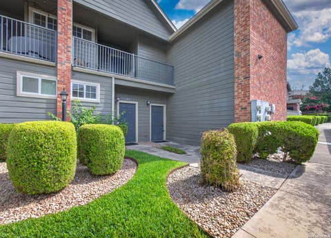Property photo of 83 Chapel Hill Circle Unit 83, San Antonio, TX 78240