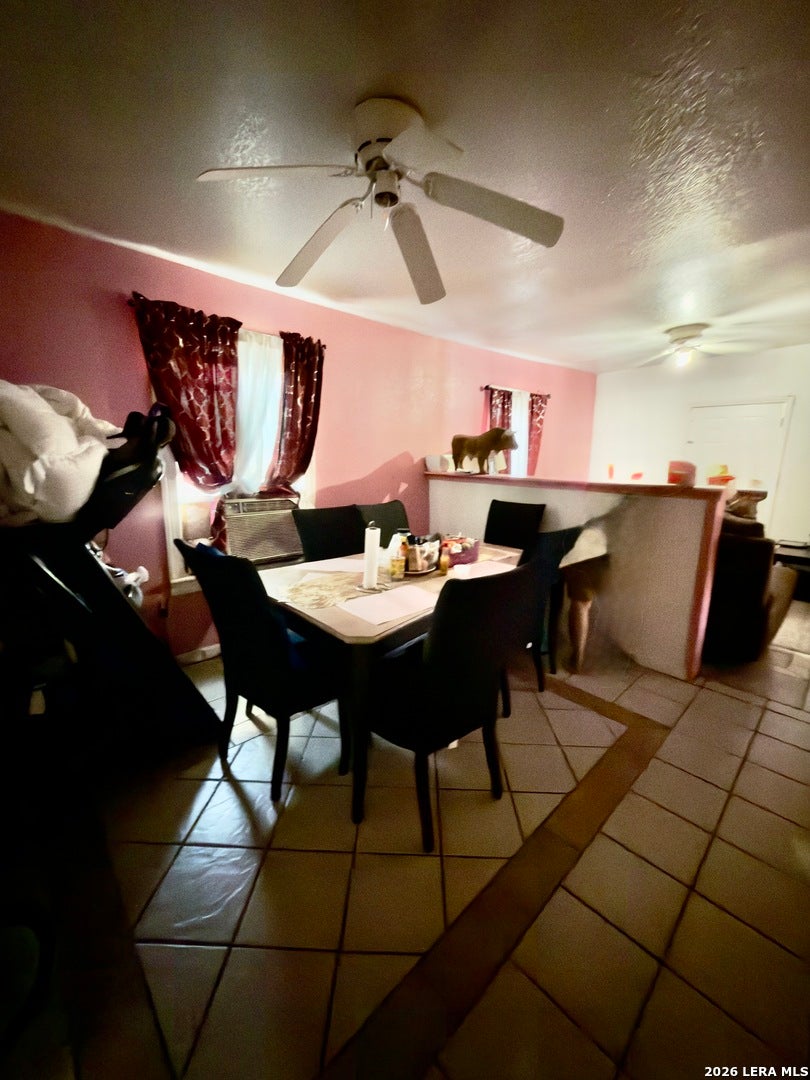 Photo of 940 W ASHBY PL, San Antonio, TX 78212 (MLS # 2008022)