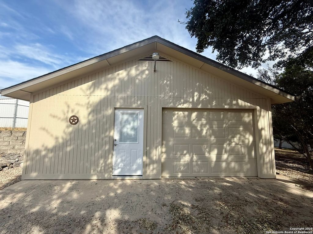 Photo of 275 Halm, Canyon Lake, TX 78133 (MLS # 1920953)