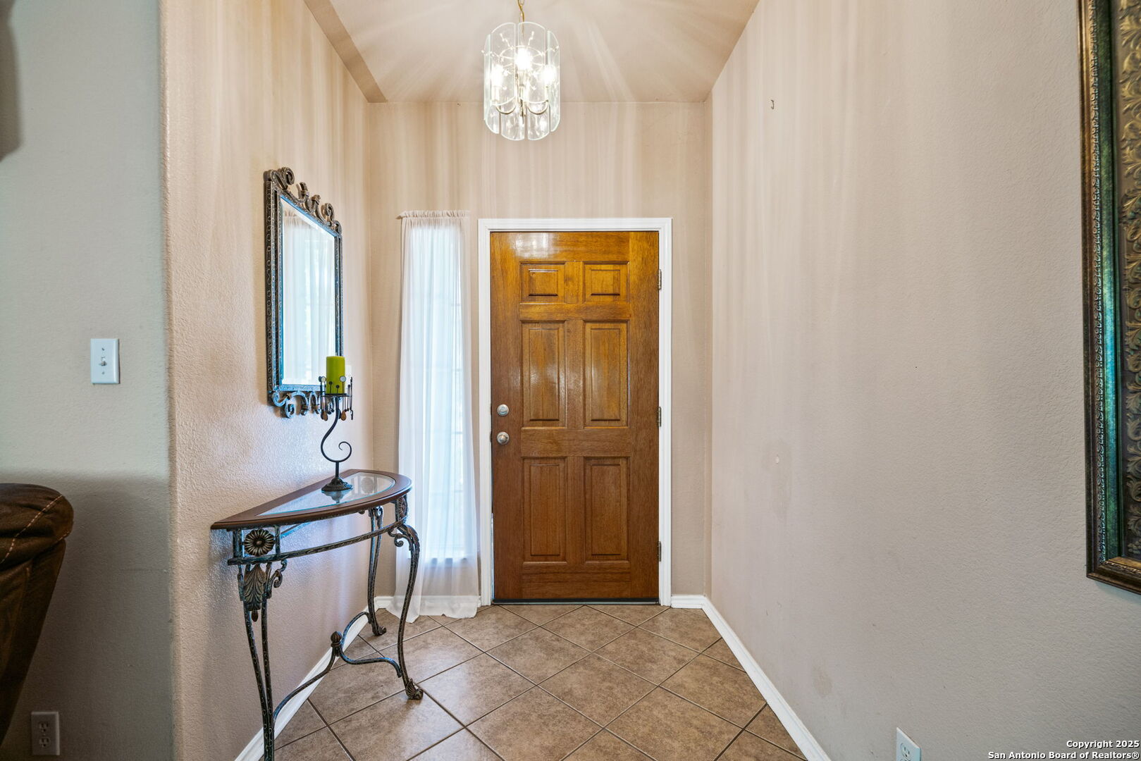 4645 Red Rock
