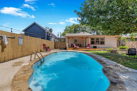 1743 W HUISACHE AVE San Antonio TX 78201