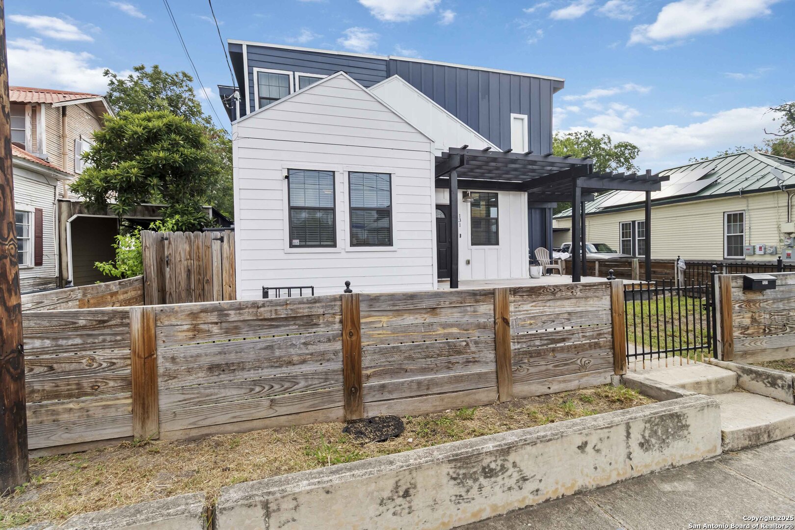 131 Rehmann st