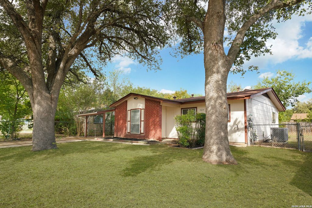 Photo of 7019 GREENBERRY DR, San Antonio, TX 78227 (MLS # 1990430)