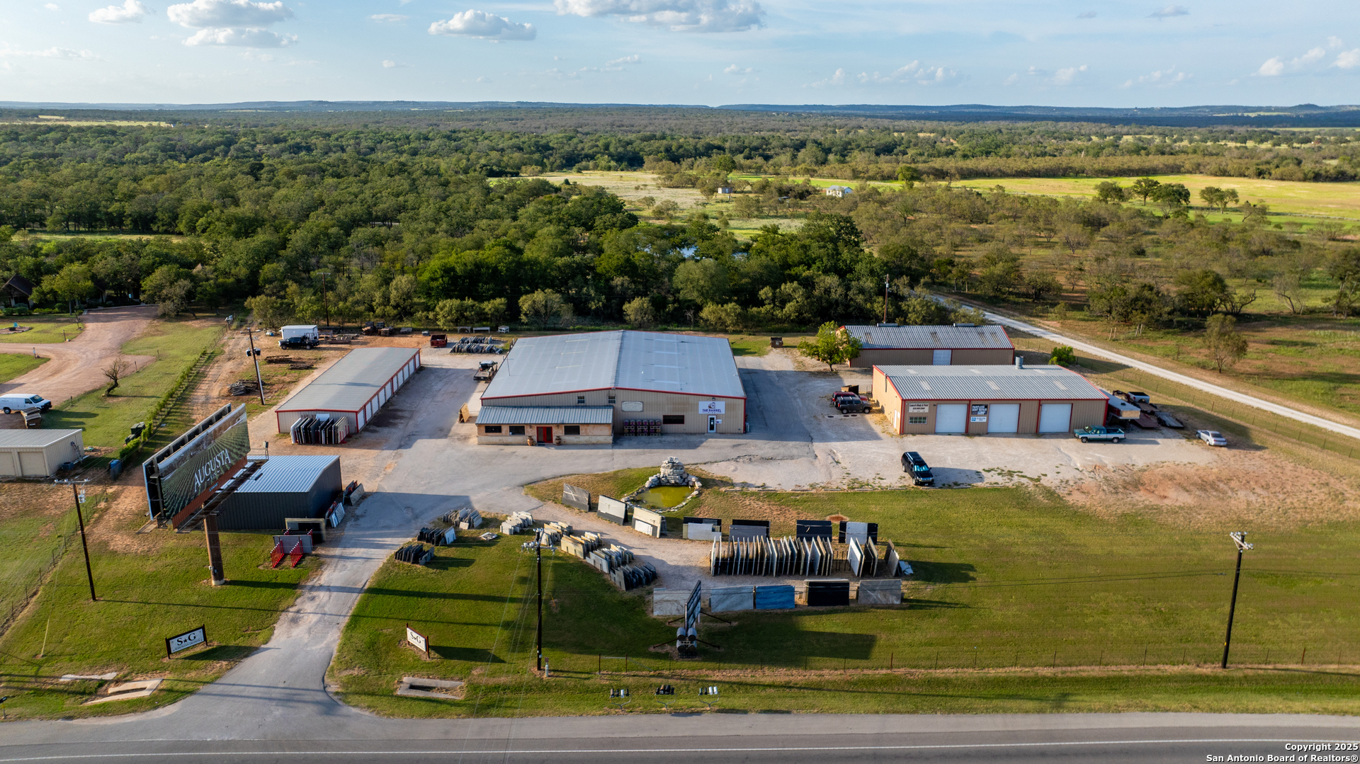 10046 US Highway 290