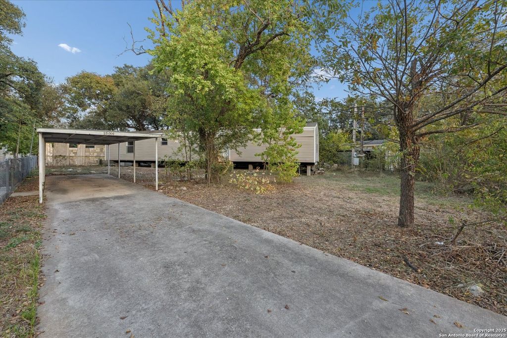 Photo of 25006 Ada Mae, San Antonio, TX 78257 (MLS # 1925227)