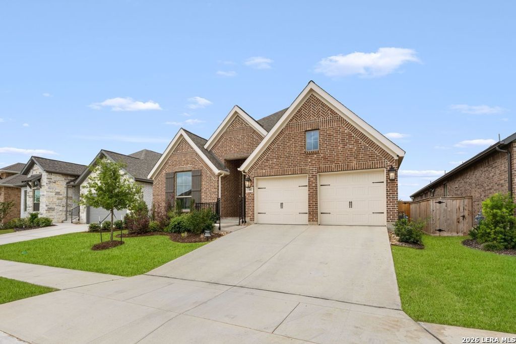 Photo of 316 Hulda Trail, New Braunfels, TX 78130 (MLS # 1968236)