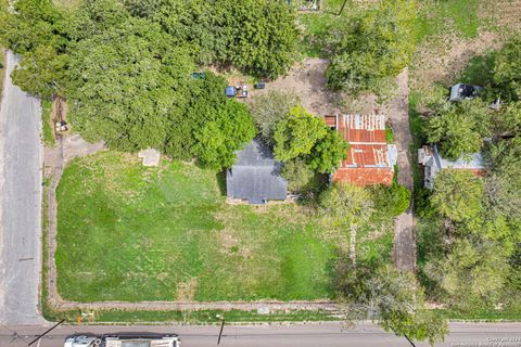 A home in Cuero