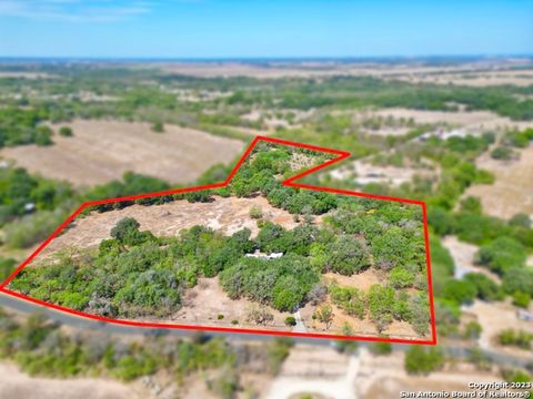 A home in Atascosa