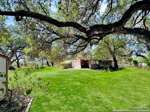 A home in Atascosa