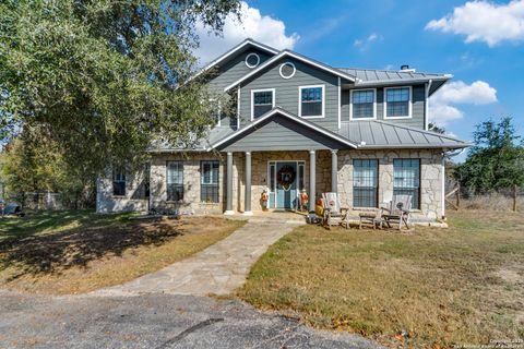 Photo of 425 River Mountain, Boerne, TX 78006 (MLS # 1926333)