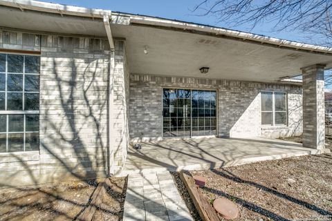 A home in Bandera