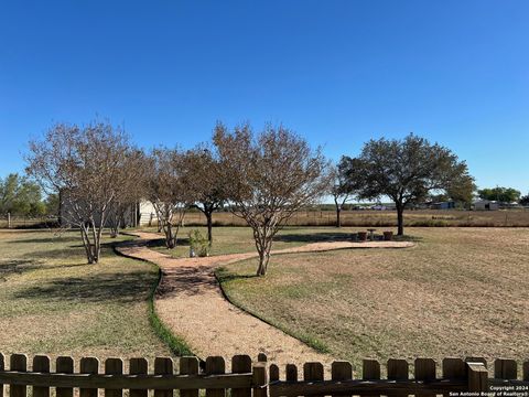 A home in Jourdanton