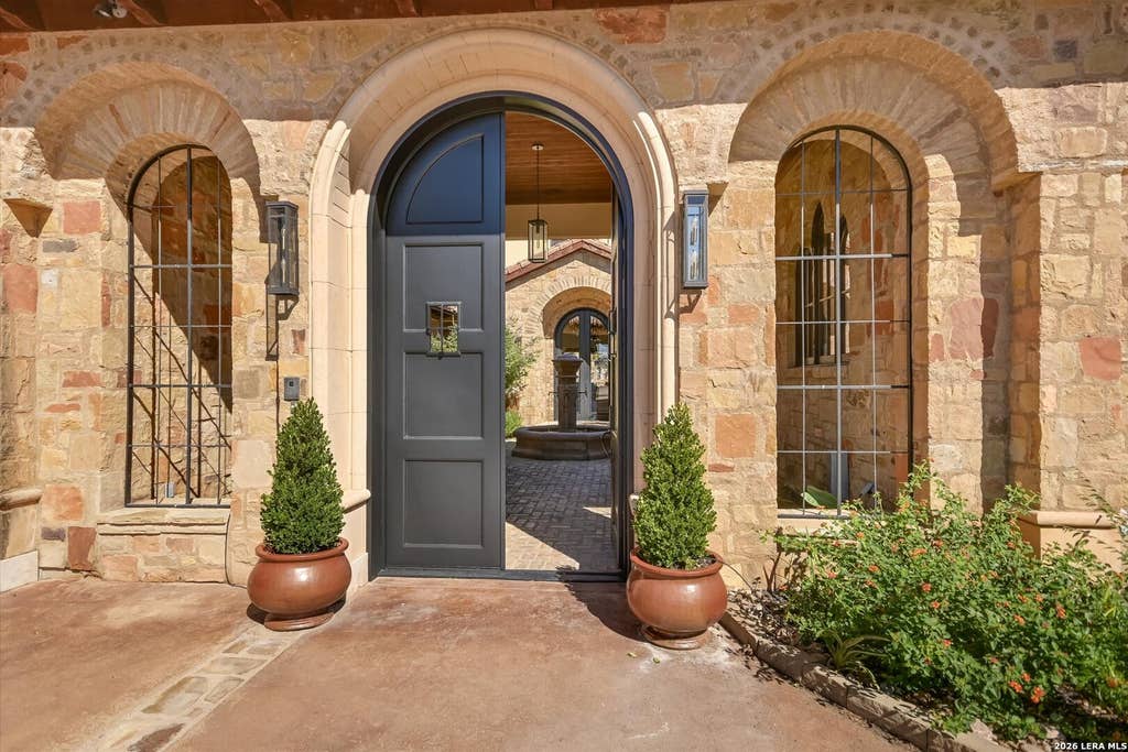 Photo of 252 LA SERENA LOOP, Horseshoe Bay, TX 78657 (MLS # 1965113)