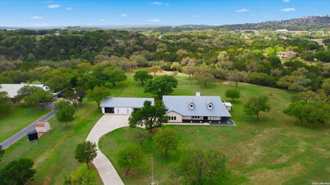 Photo of 30041 Beck Rd, Bulverde, TX 78163 (MLS # 1960480)