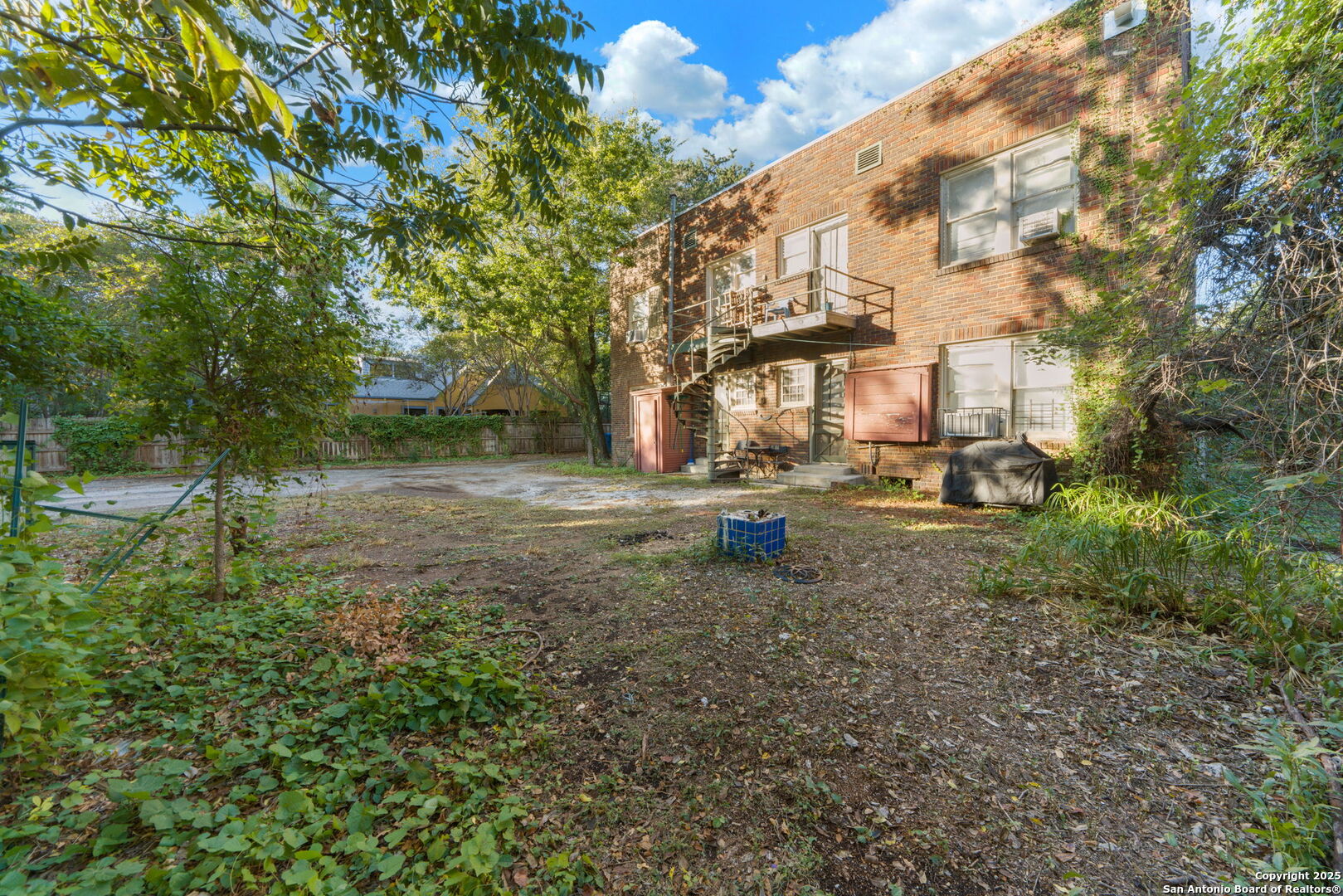 142 Armour Place