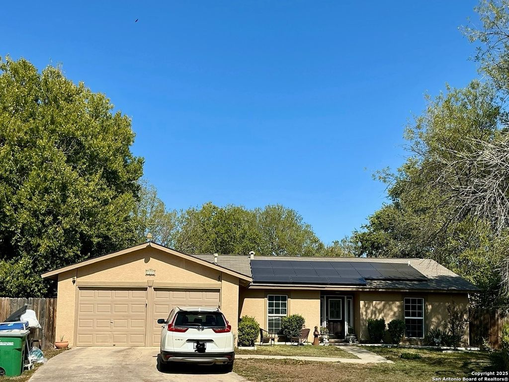 Photo of 2335 Oriley, San Antonio, TX 78251 (MLS # 1925156)