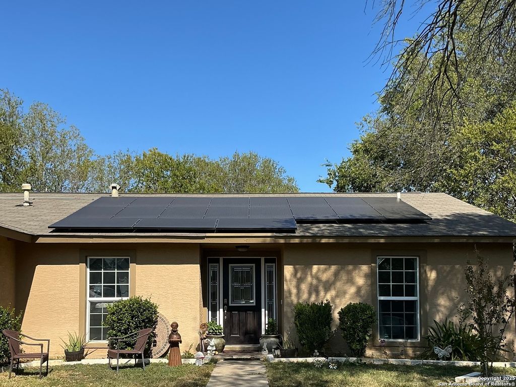 Photo of 2335 Oriley, San Antonio, TX 78251 (MLS # 1925156)