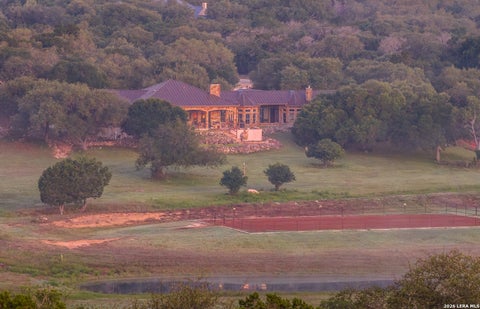 Property photo of 1539 Waterstone Pkwy, Boerne, TX 78006