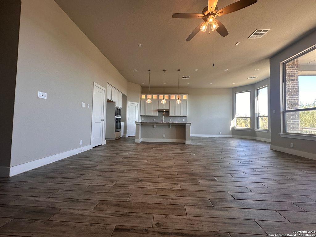 Photo of 1409 Bodiam Park, Bulverde, TX 78163 (MLS # 1921039)
