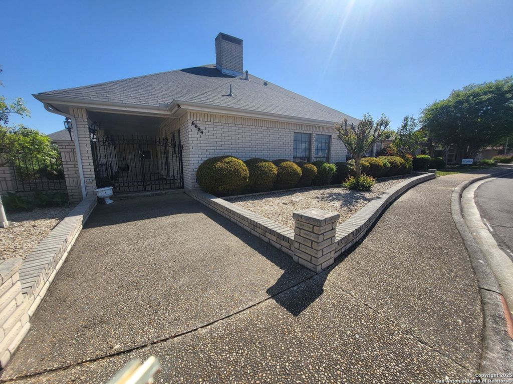 Photo of 6024 Shady Crk, Windcrest, TX 78239 (MLS # 1948166)