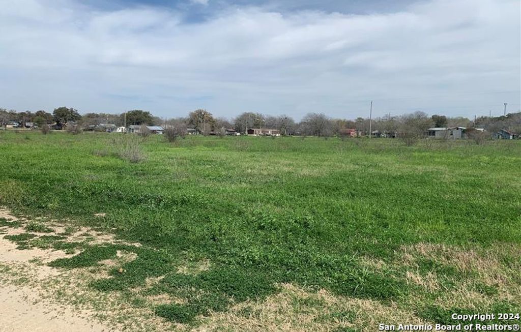 Photo of TBD O'Neal Dr LOT 2, Devine, TX 78016 (MLS # 1811033)
