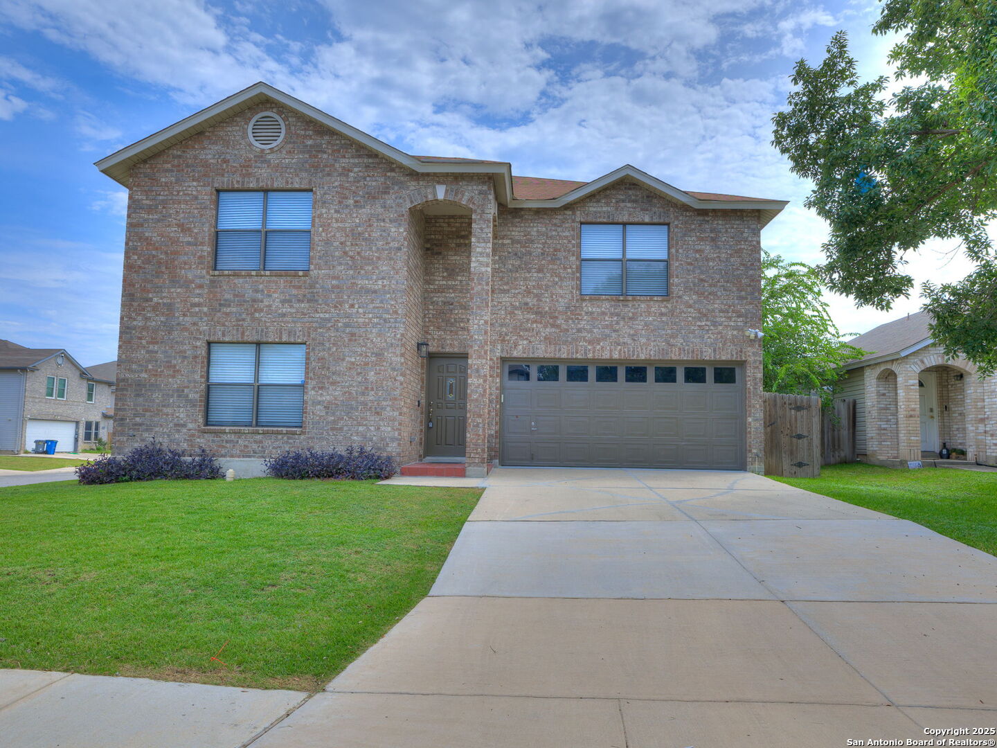 8307 Tavern Pt