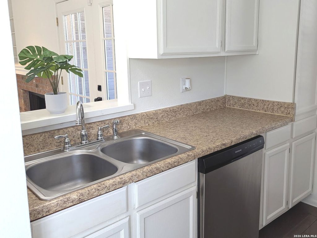 Photo of 4212 Medical 606 #606, San Antonio, TX 78229 (MLS # 1954309)