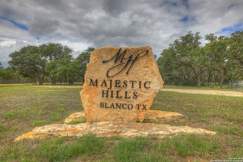  in Blanco TX 85 majestic Hills.jpg