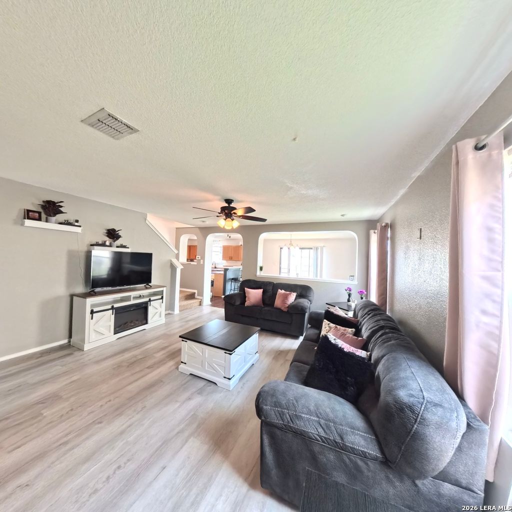 Photo of 611 Sanderling, San Antonio, TX 78245 (MLS # 1961679)