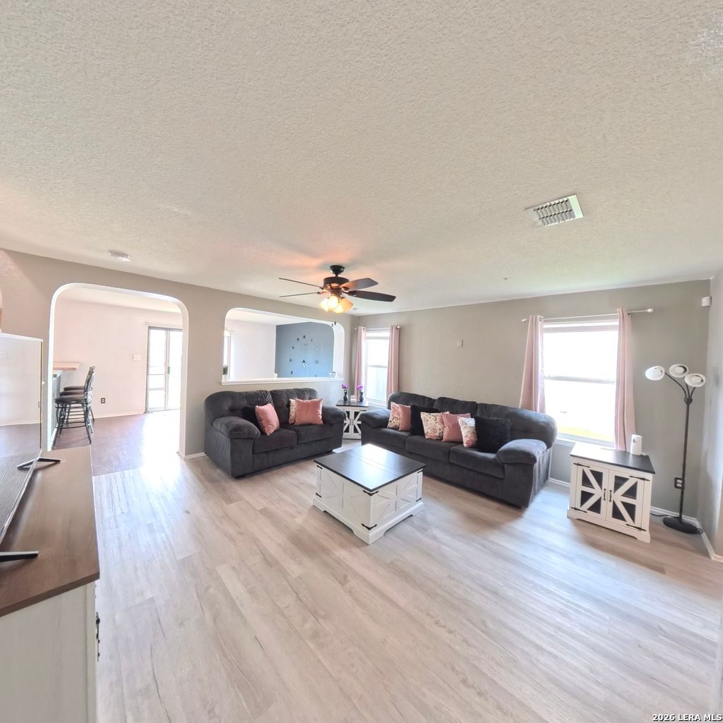 Photo of 611 Sanderling, San Antonio, TX 78245 (MLS # 1961679)