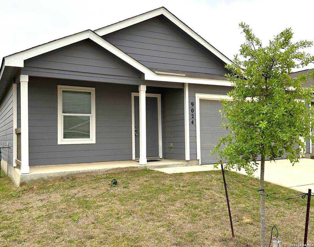 Photo of 9024 James Bowie, Seguin, TX 78155 (MLS # 1958748)