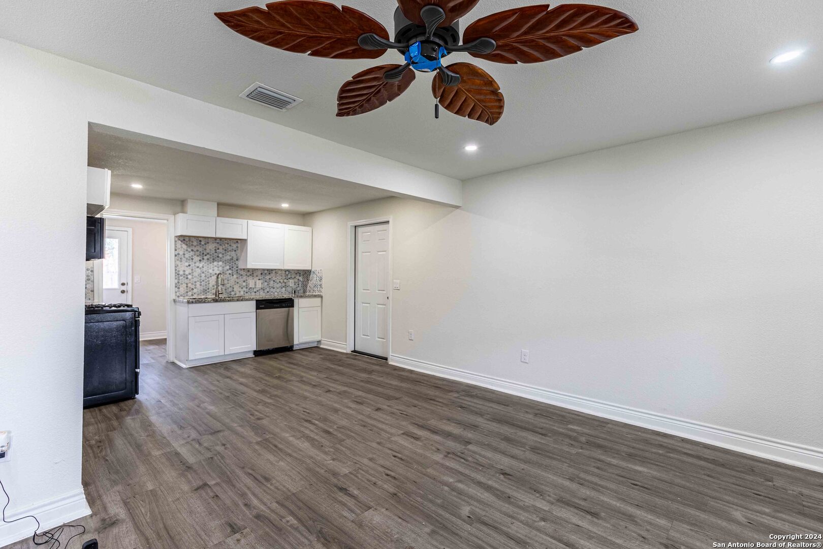1309 QUINTANA RD