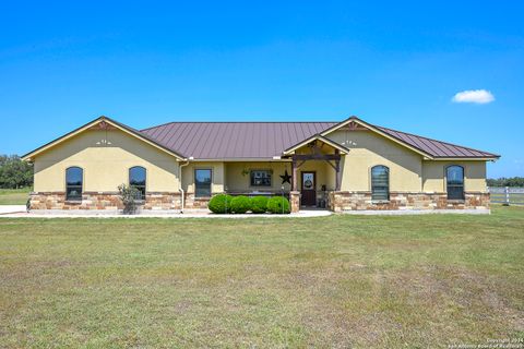 A home in Bandera